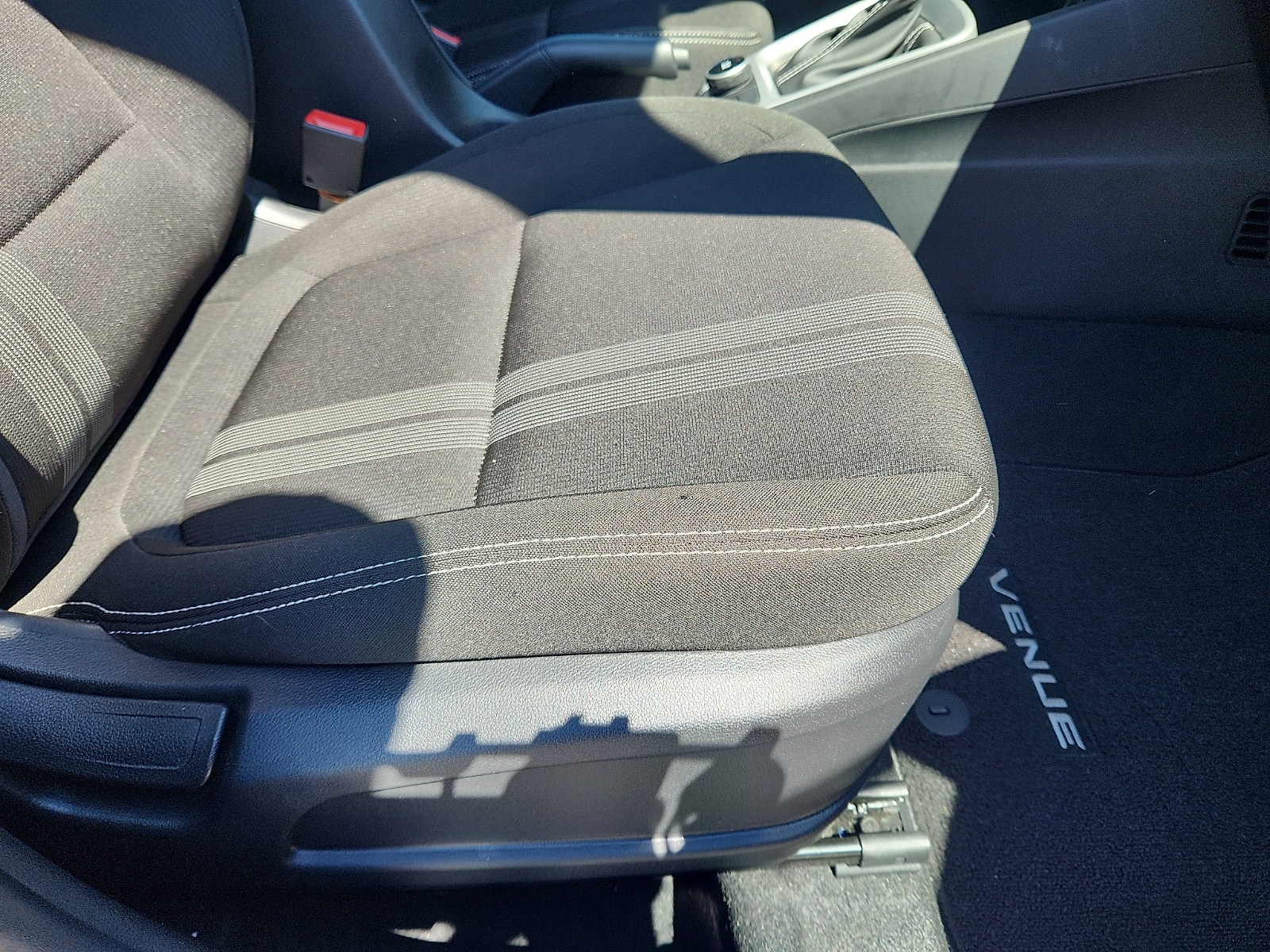 2023 Hyundai Venue SEL - Photo 34