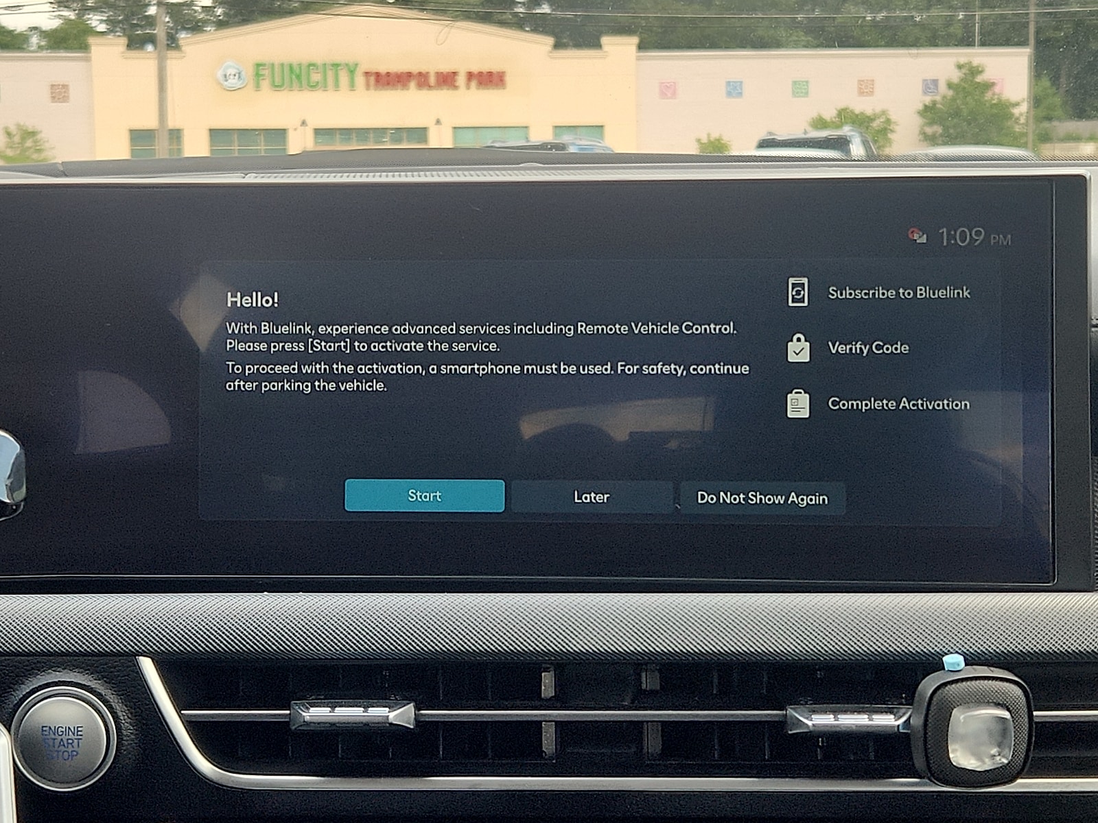 2025 Hyundai Sonata Hybrid SEL - Photo 17