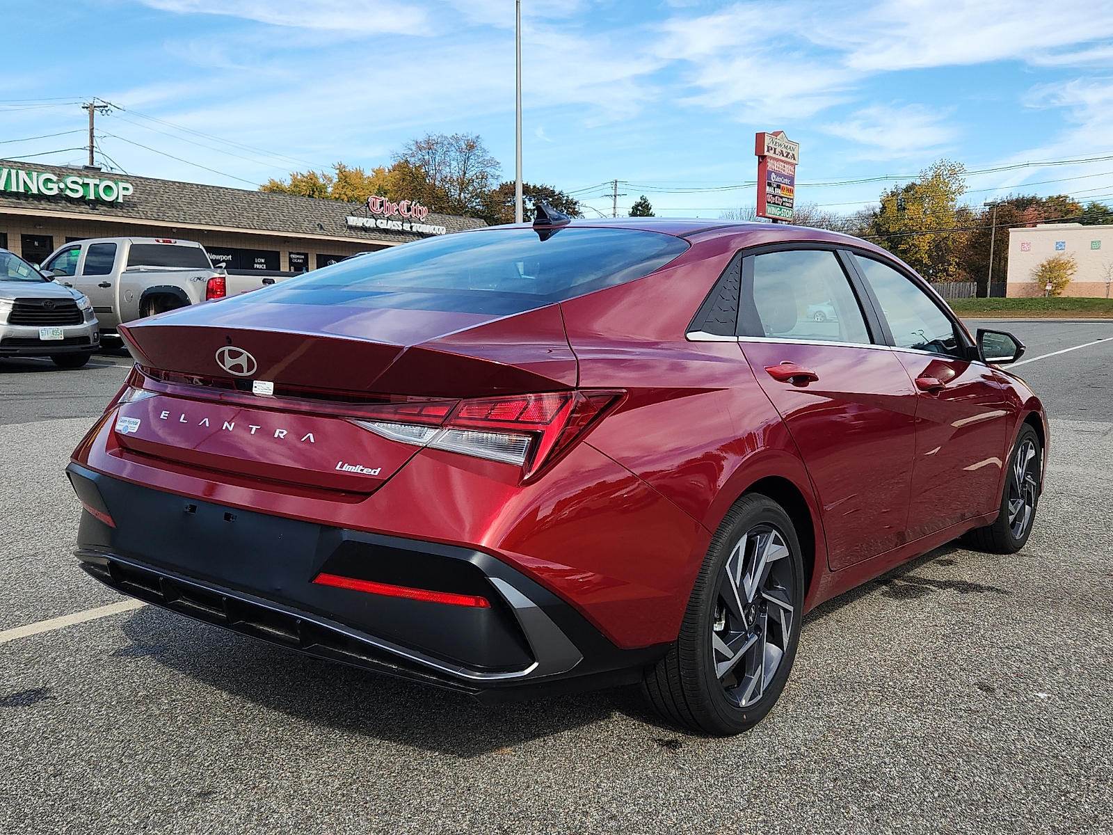 Certified 2025 Hyundai Elantra Limited Sedan