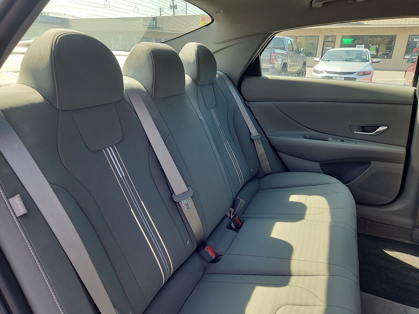 2024 Hyundai Elantra SEL - Photo 29