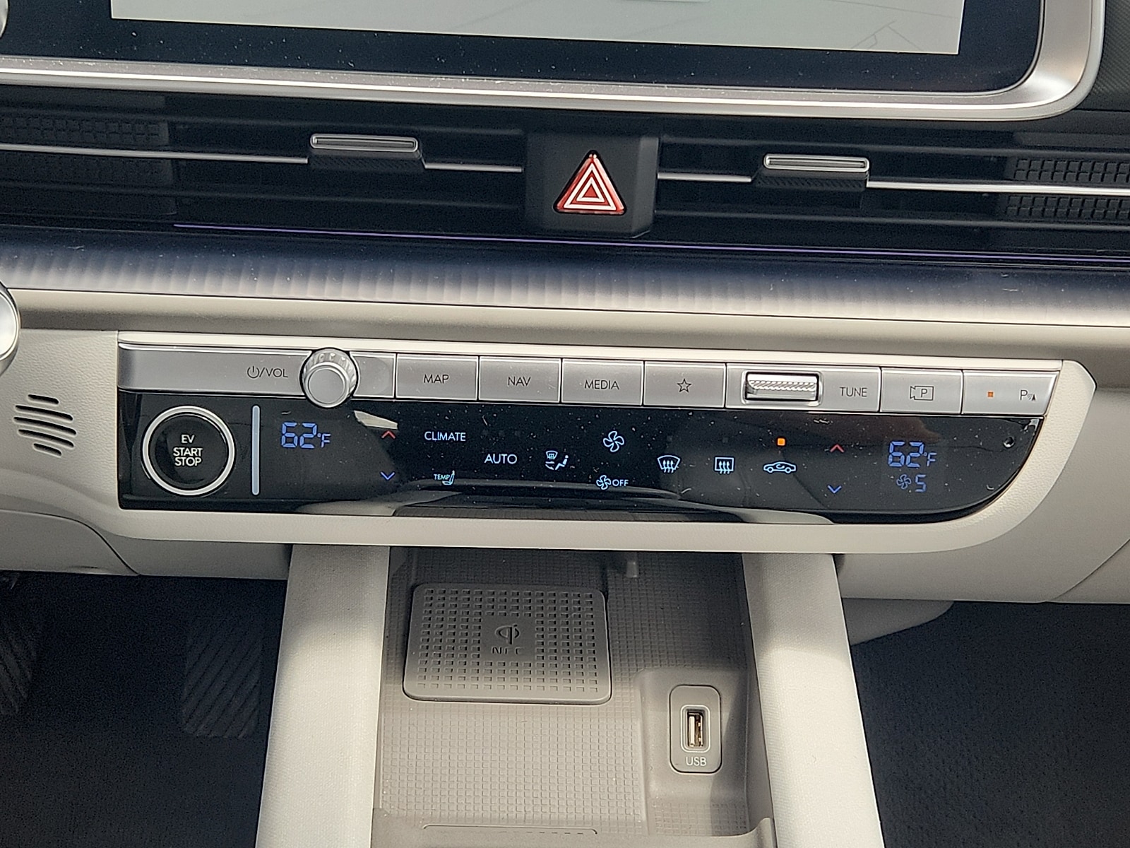 2024 Hyundai IONIQ 6 SEL - Photo 18