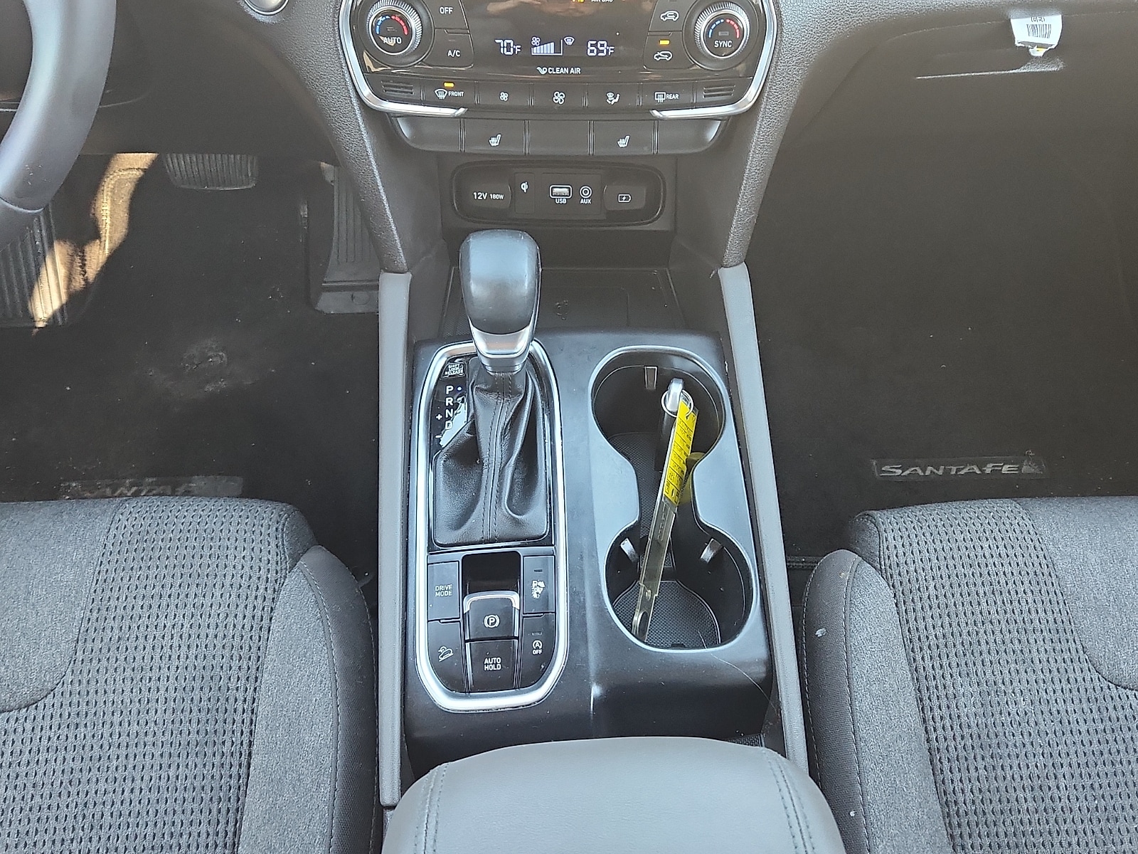 2020 Hyundai Santa Fe SEL - Photo 19
