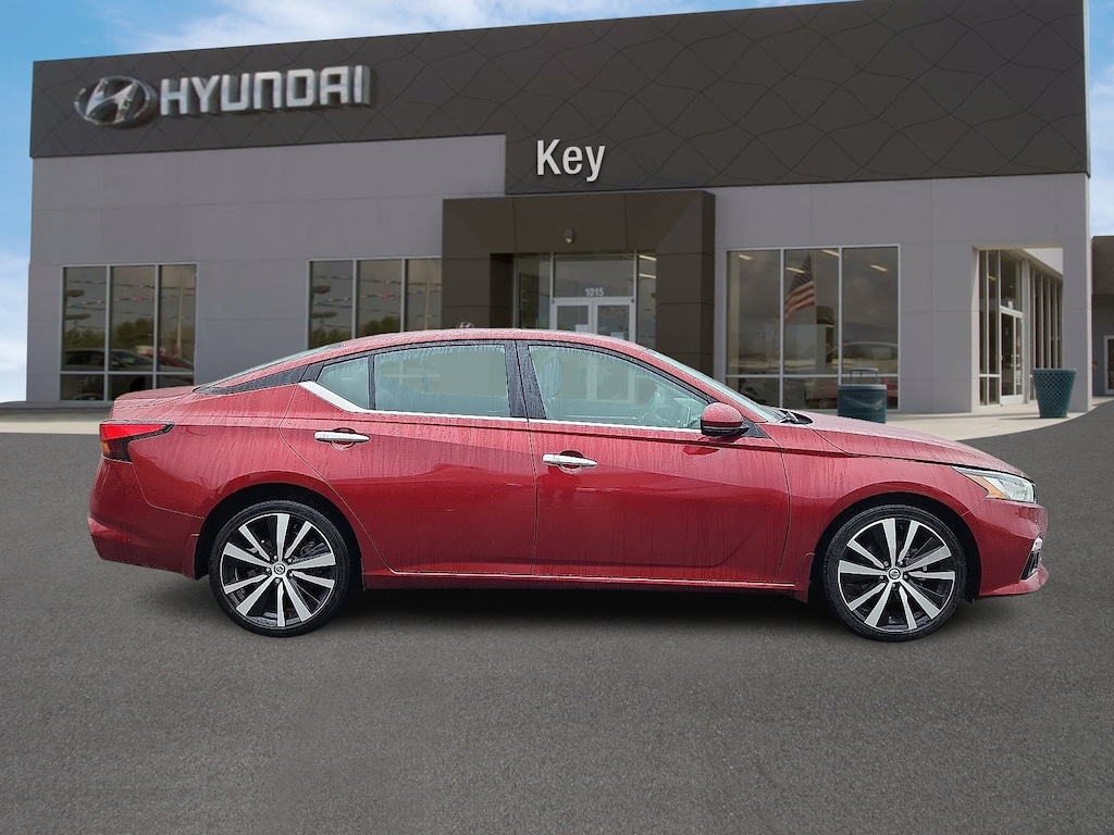 Used 2021 Nissan Altima 2.5 Platinum Sedan