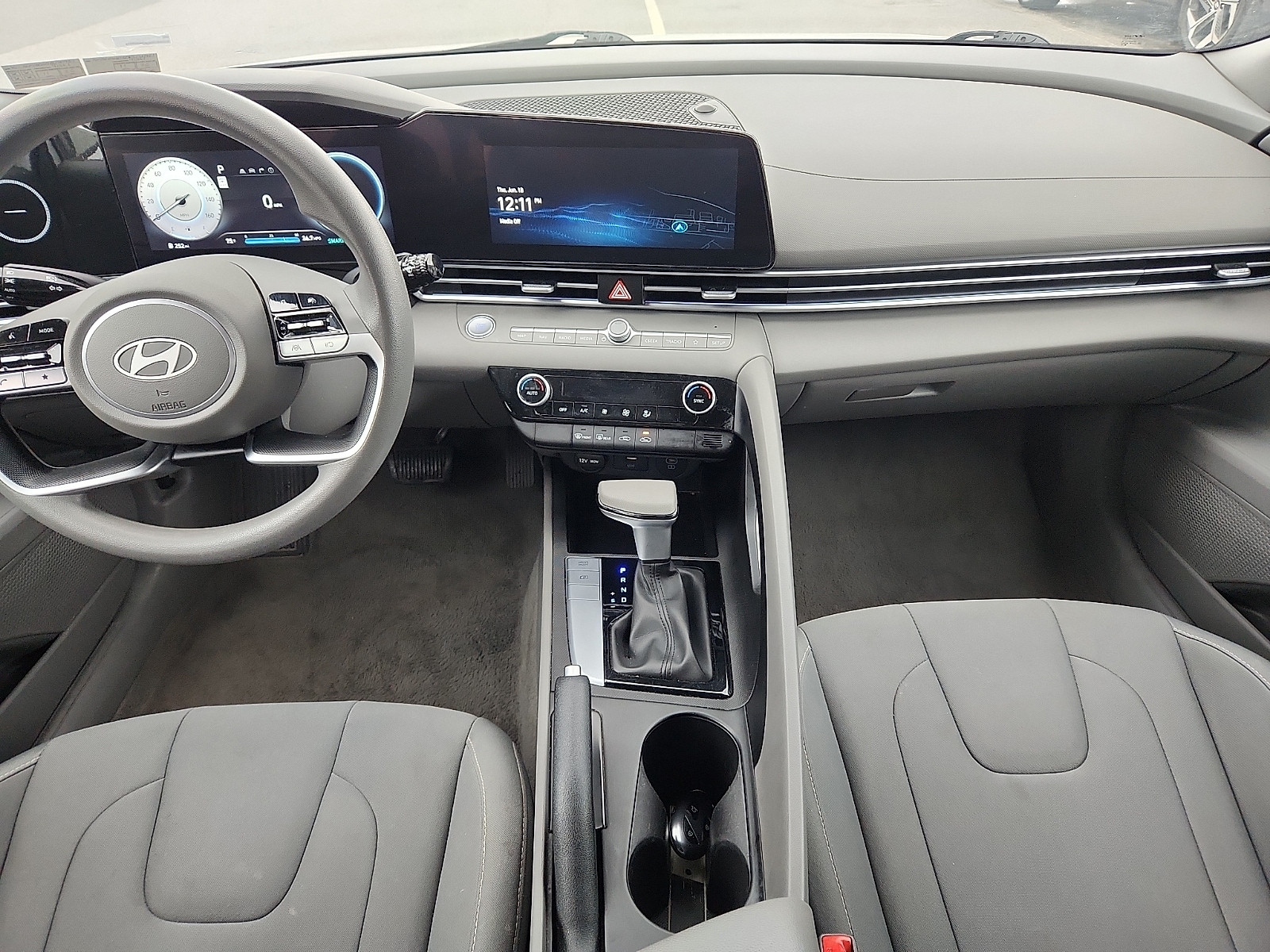2024 Hyundai Elantra SEL - Photo 9