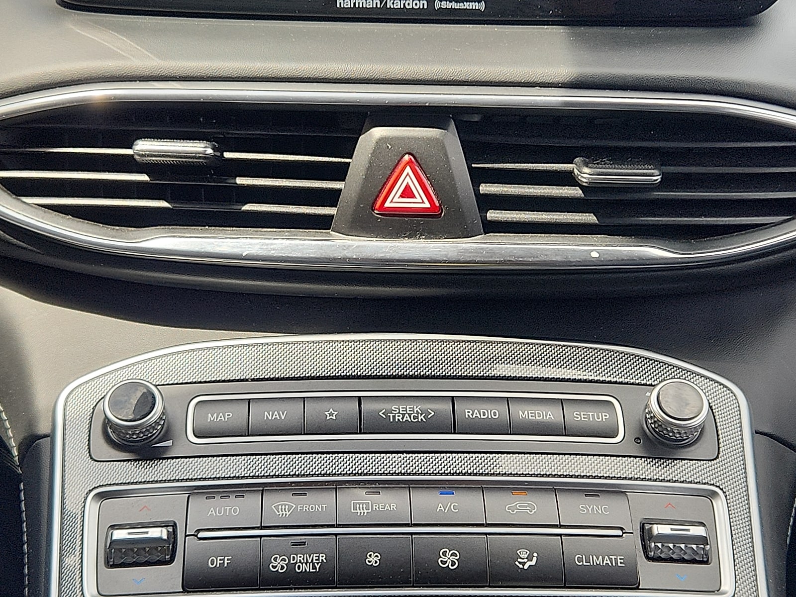 2022 Hyundai Santa Fe Limited PHEV - Photo 18