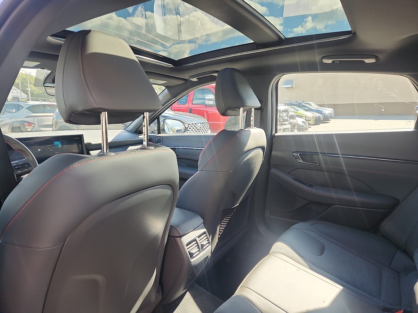 2026 Hyundai Sonata N Line - Photo 25