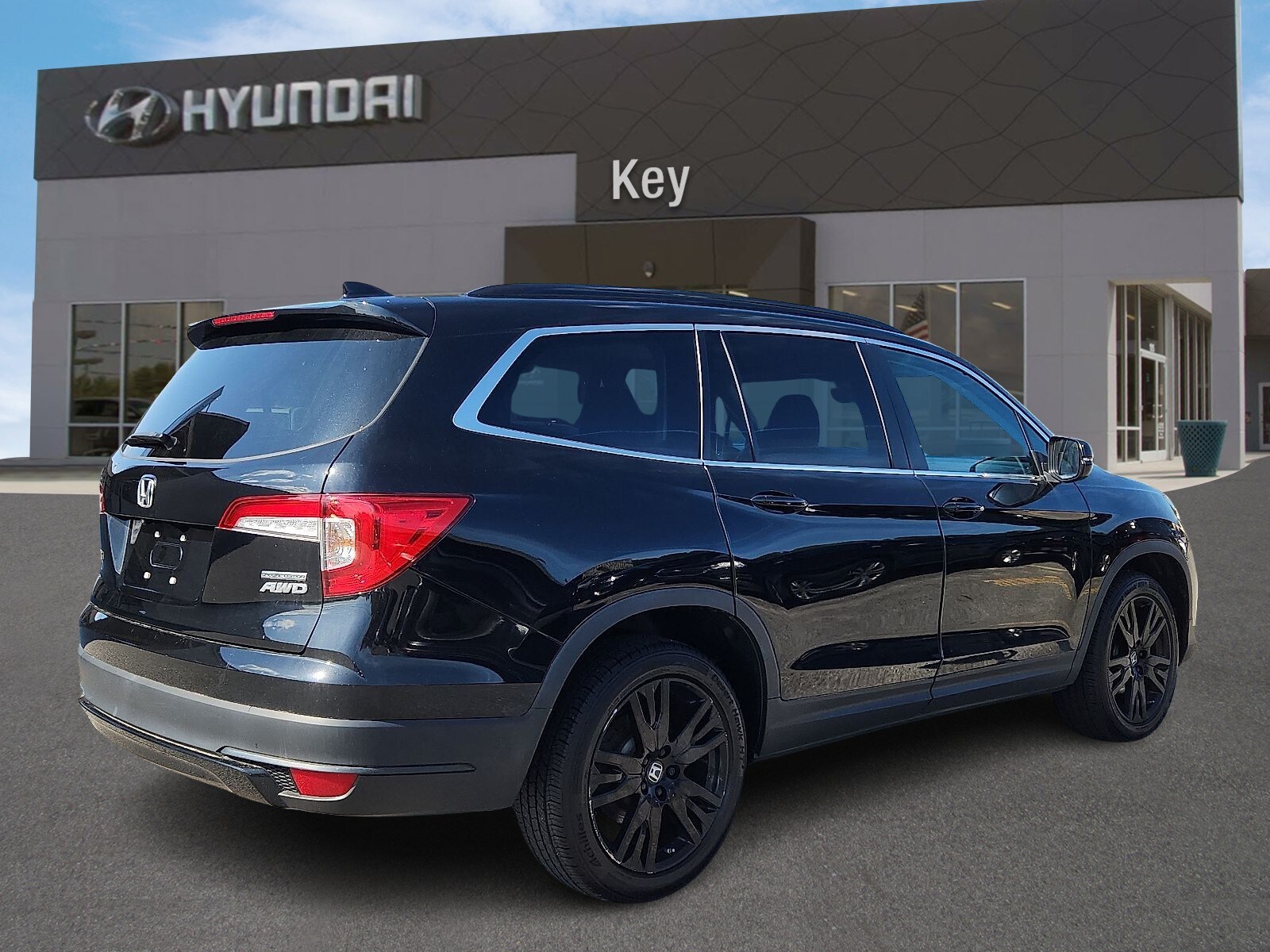 2022 Honda Pilot Special Edition photo 2