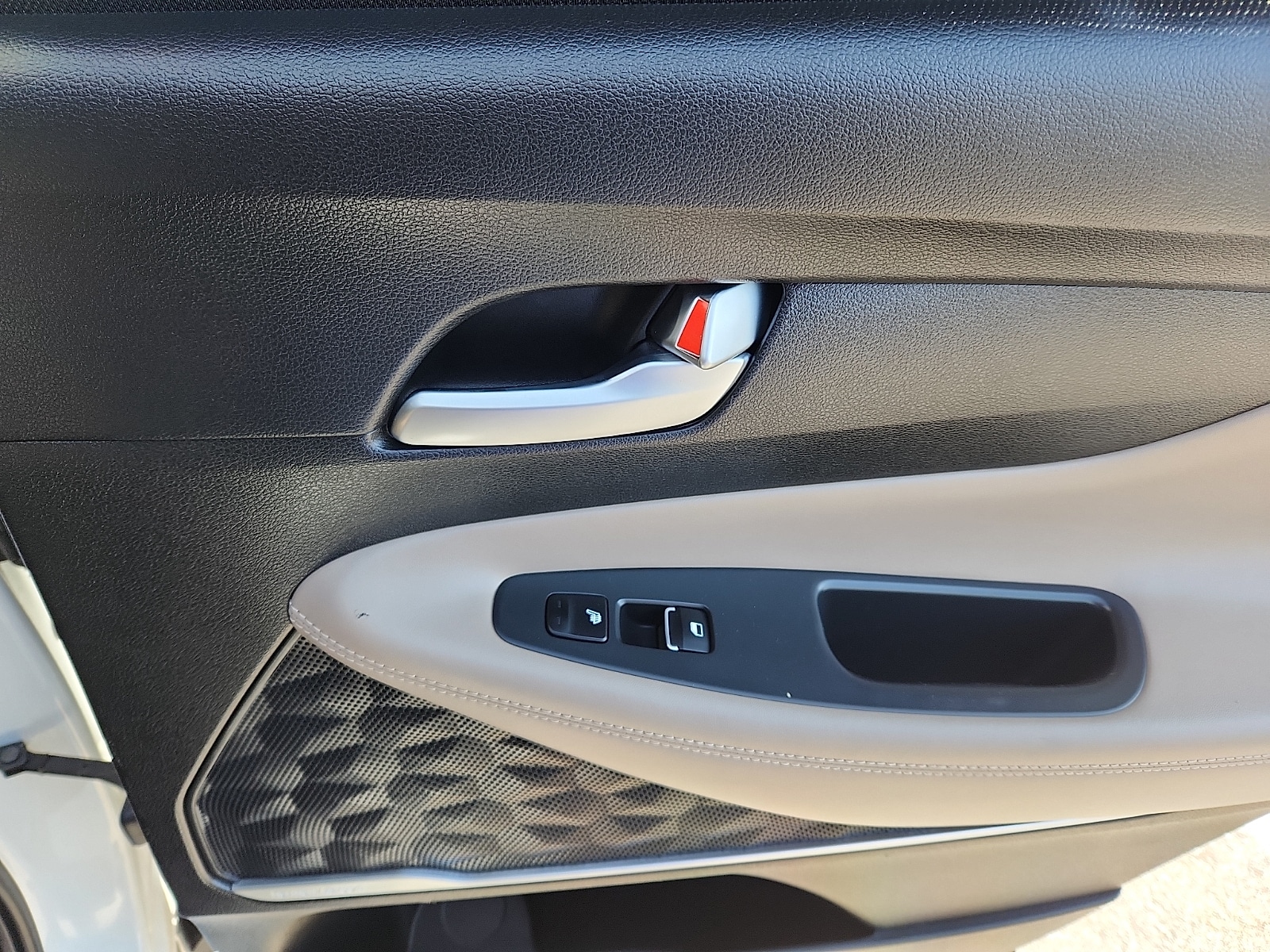 2022 Hyundai Santa Fe Limited - Photo 32