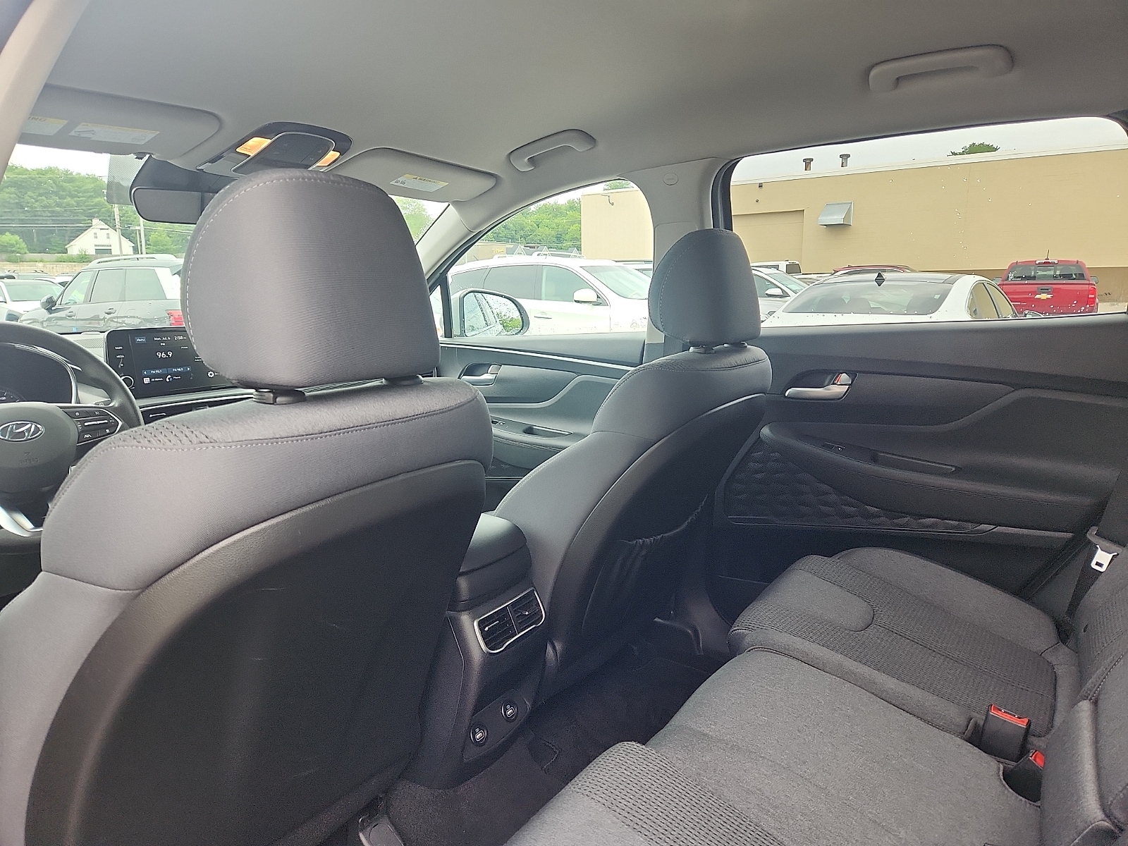 2023 Hyundai Santa Fe SE - Photo 24