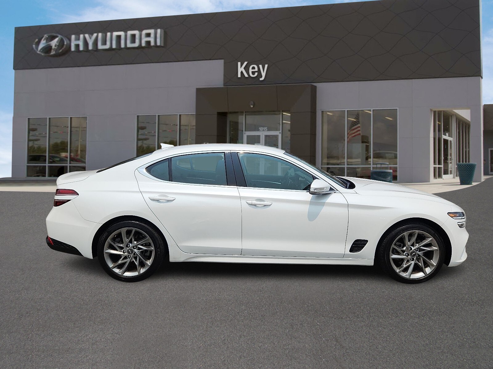 2022 Genesis G70 2.0T photo 2