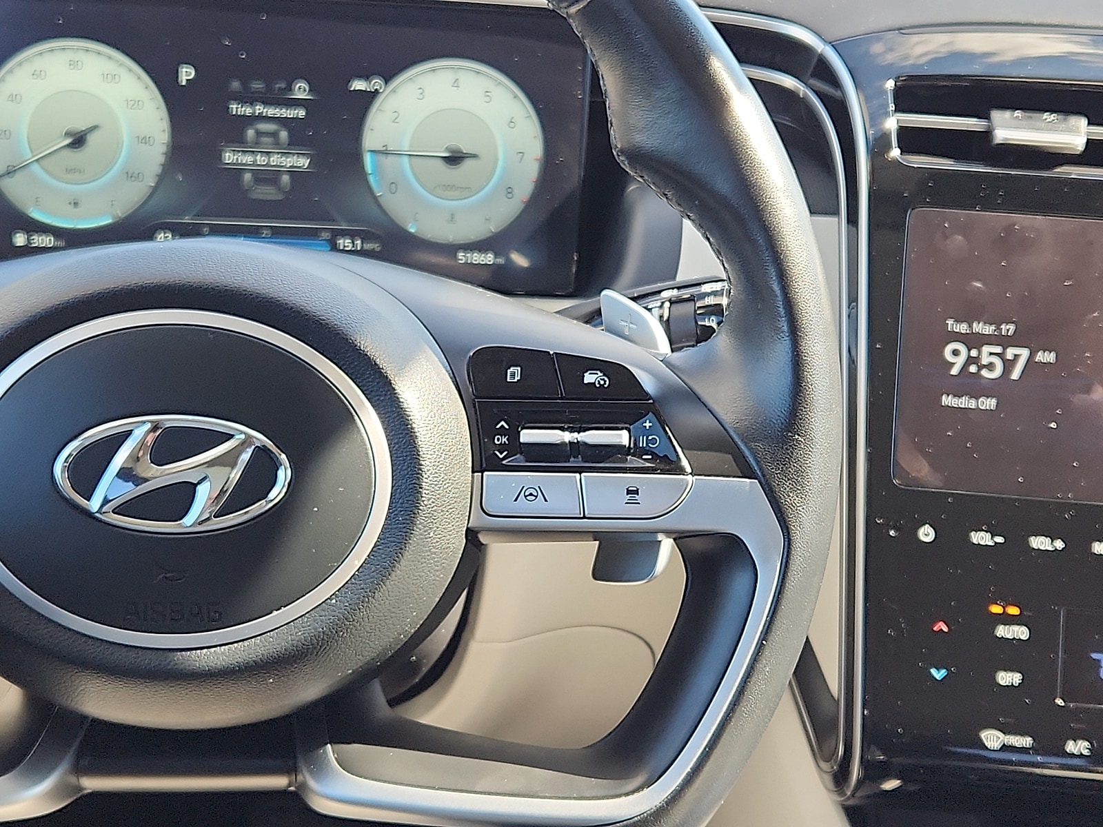 2024 Hyundai Tucson Limited - Photo 16