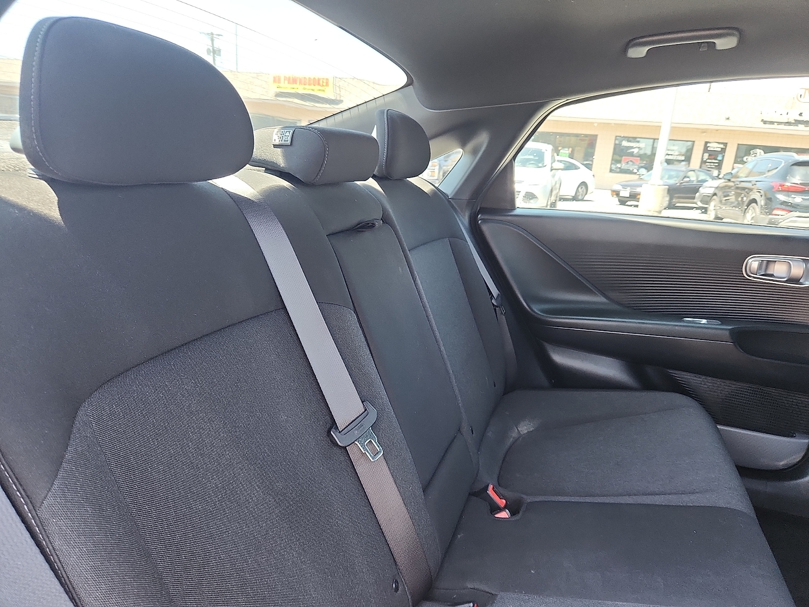 2025 Hyundai IONIQ 6 SE - Photo 28