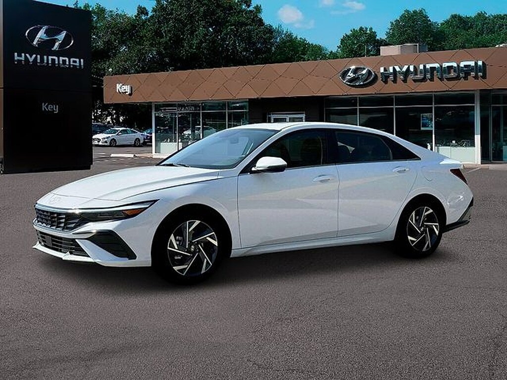 Certified 2025 Hyundai Elantra Hybrid Limited Sedan