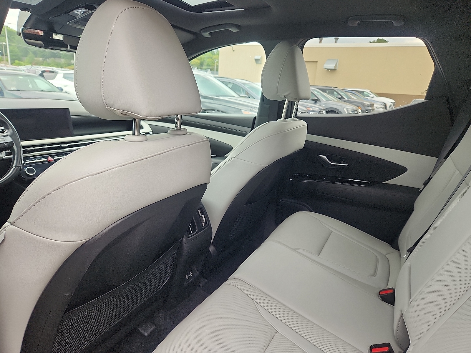 2025 Hyundai Santa Cruz Limited - Photo 23