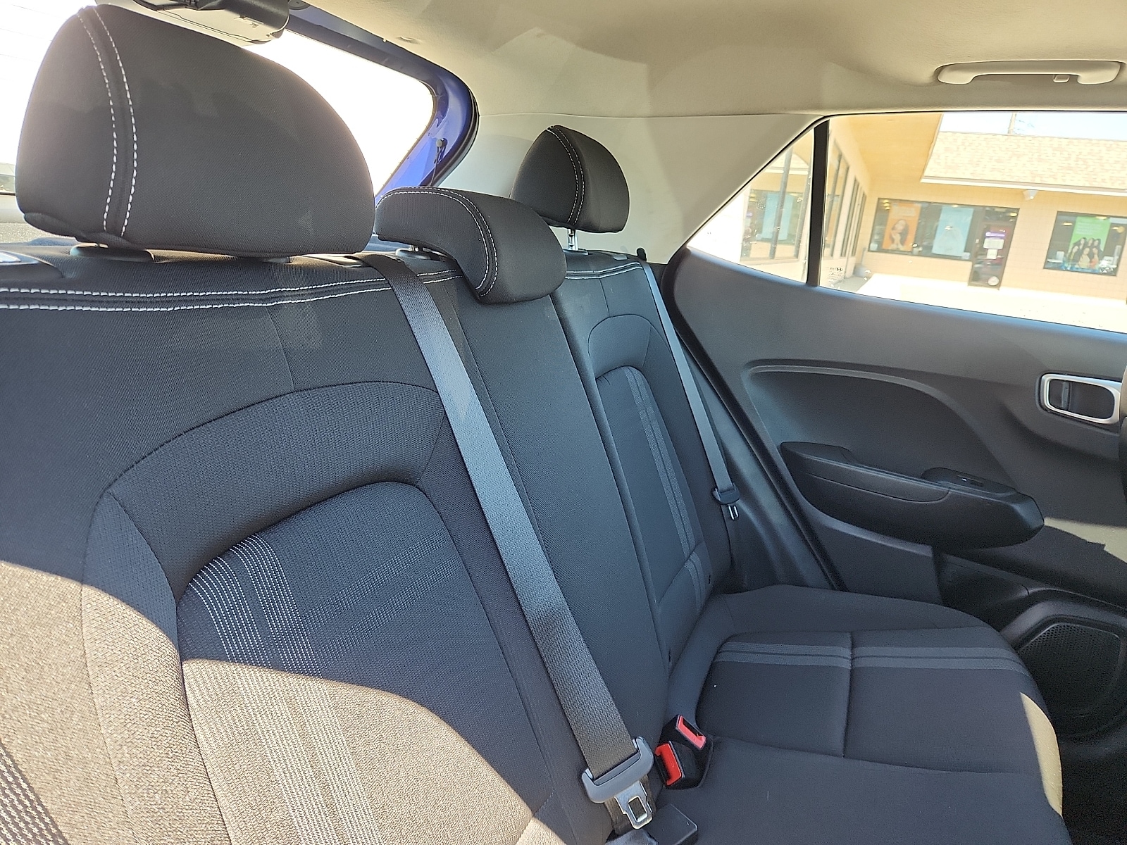 2023 Hyundai Venue SEL - Photo 30