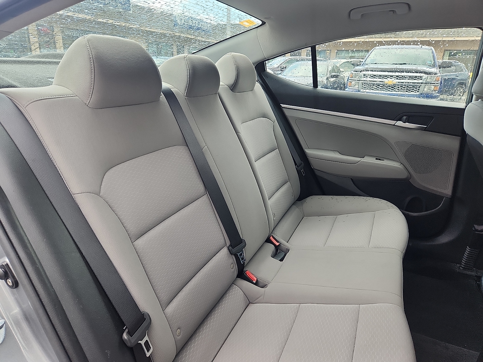 2019 Hyundai Elantra SE - Photo 29