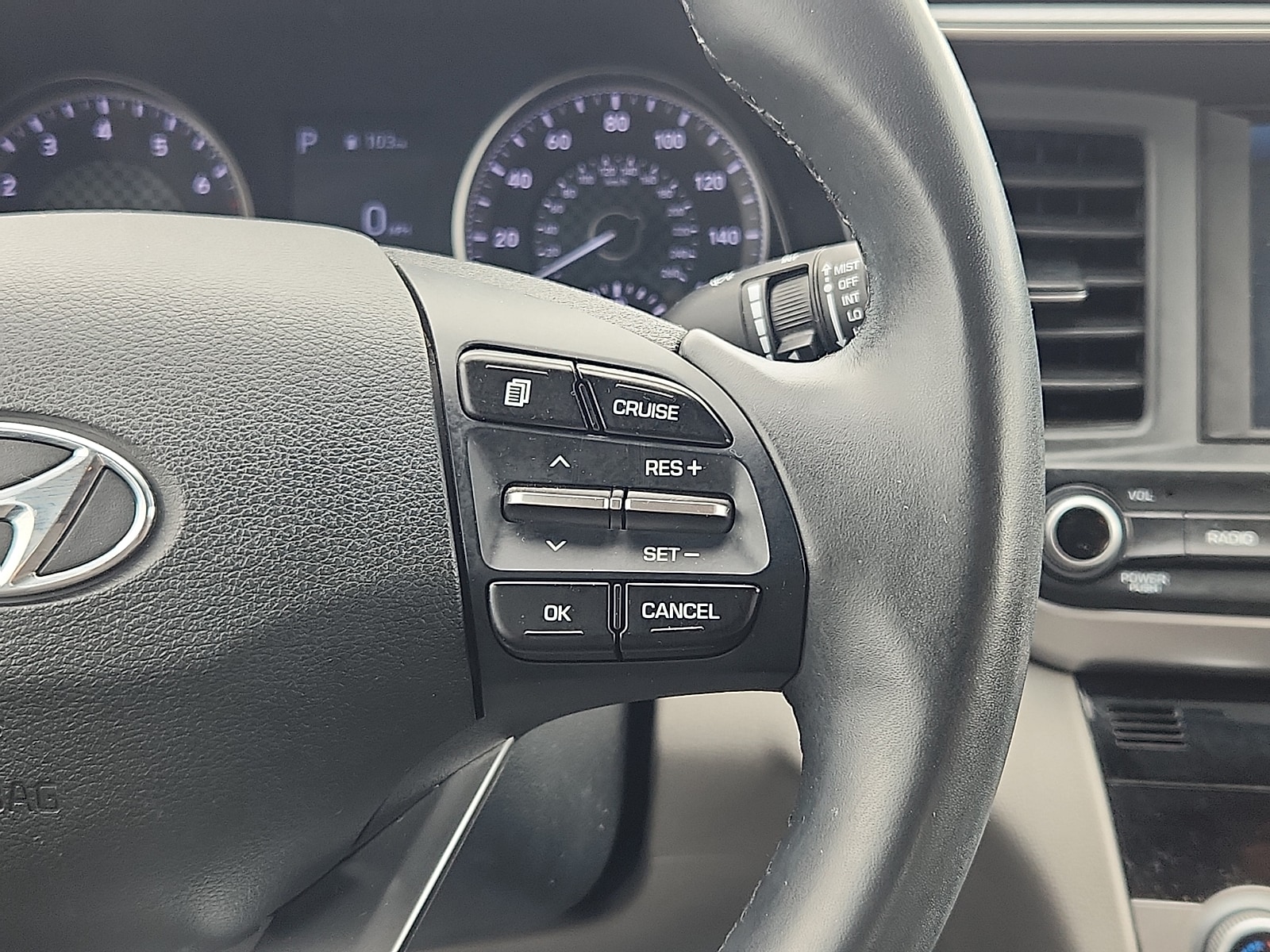 2019 Hyundai Elantra Value Edition - Photo 16