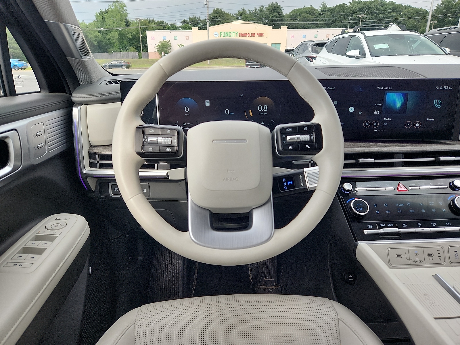2024 Hyundai Santa Fe Limited - Photo 10