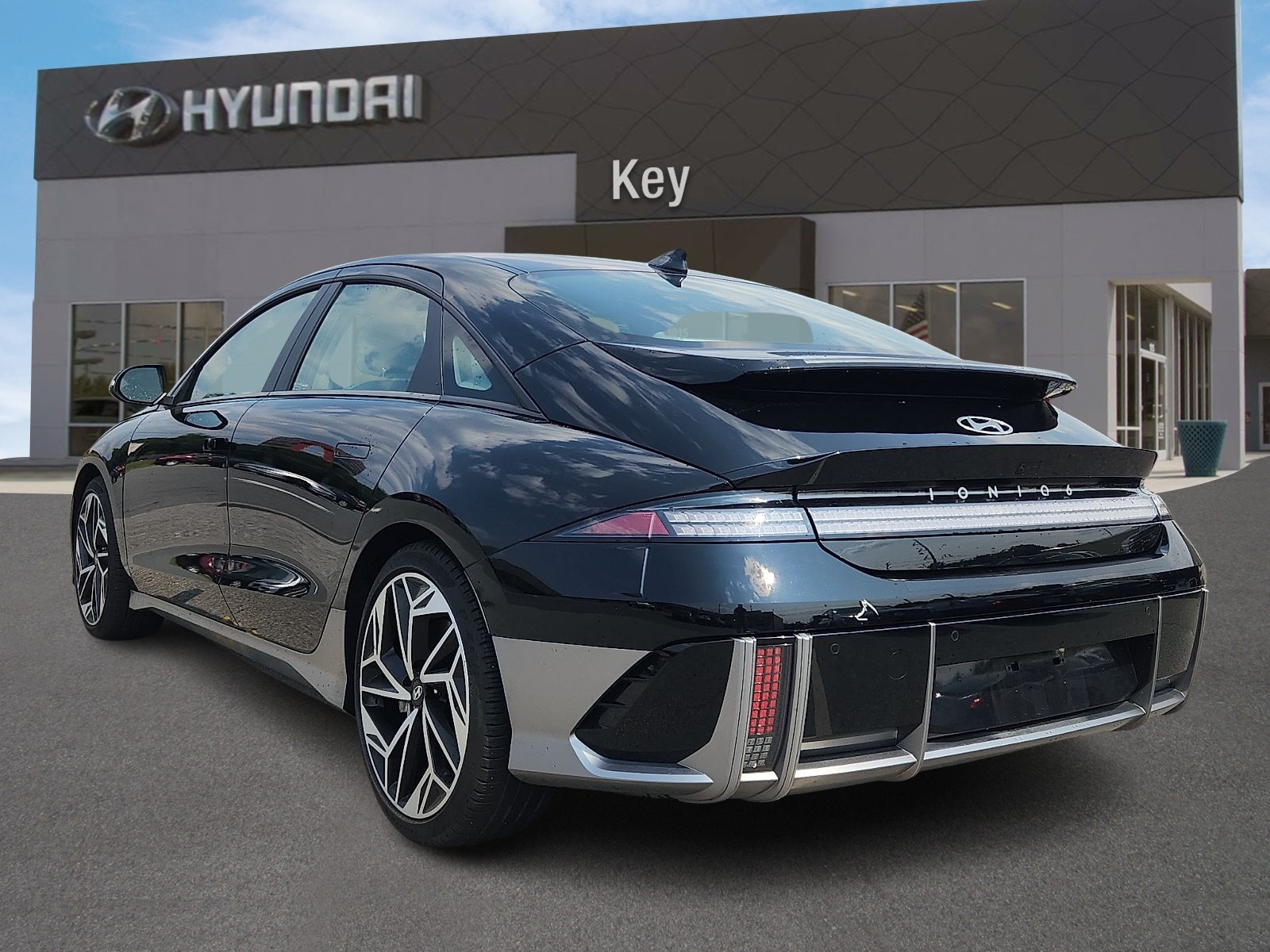 2023 Hyundai IONIQ 6 SEL - Photo 5