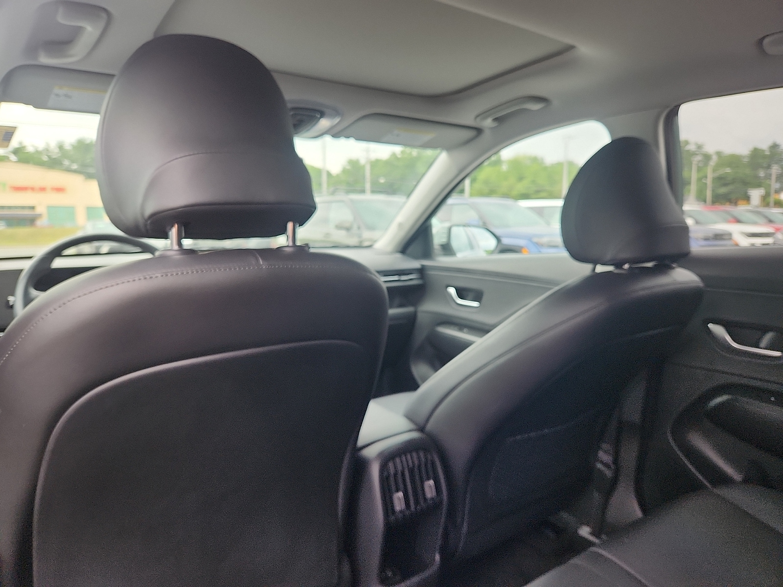 2024 Hyundai Kona Limited - Photo 25