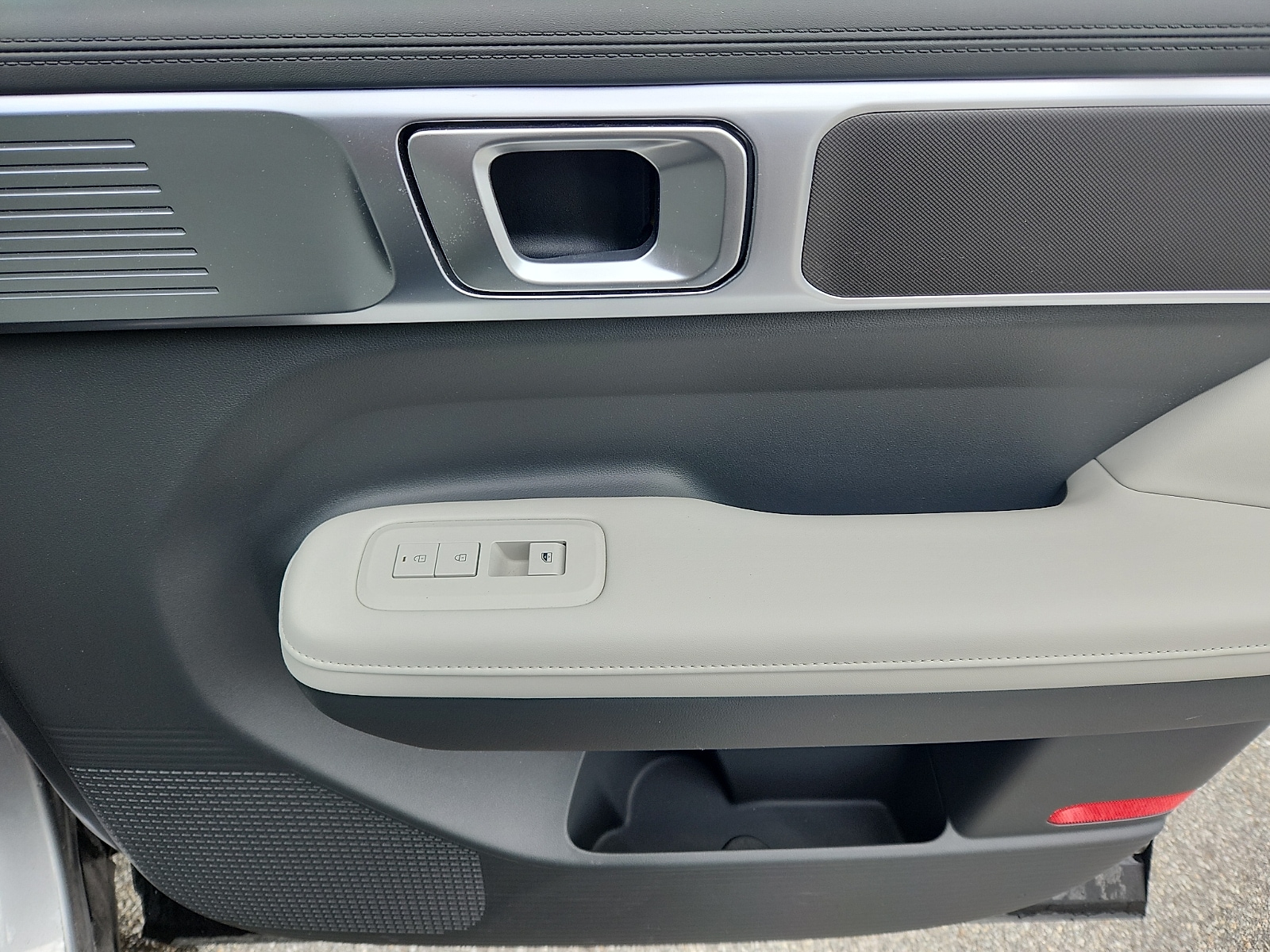 2025 Hyundai Santa Fe SEL - Photo 34