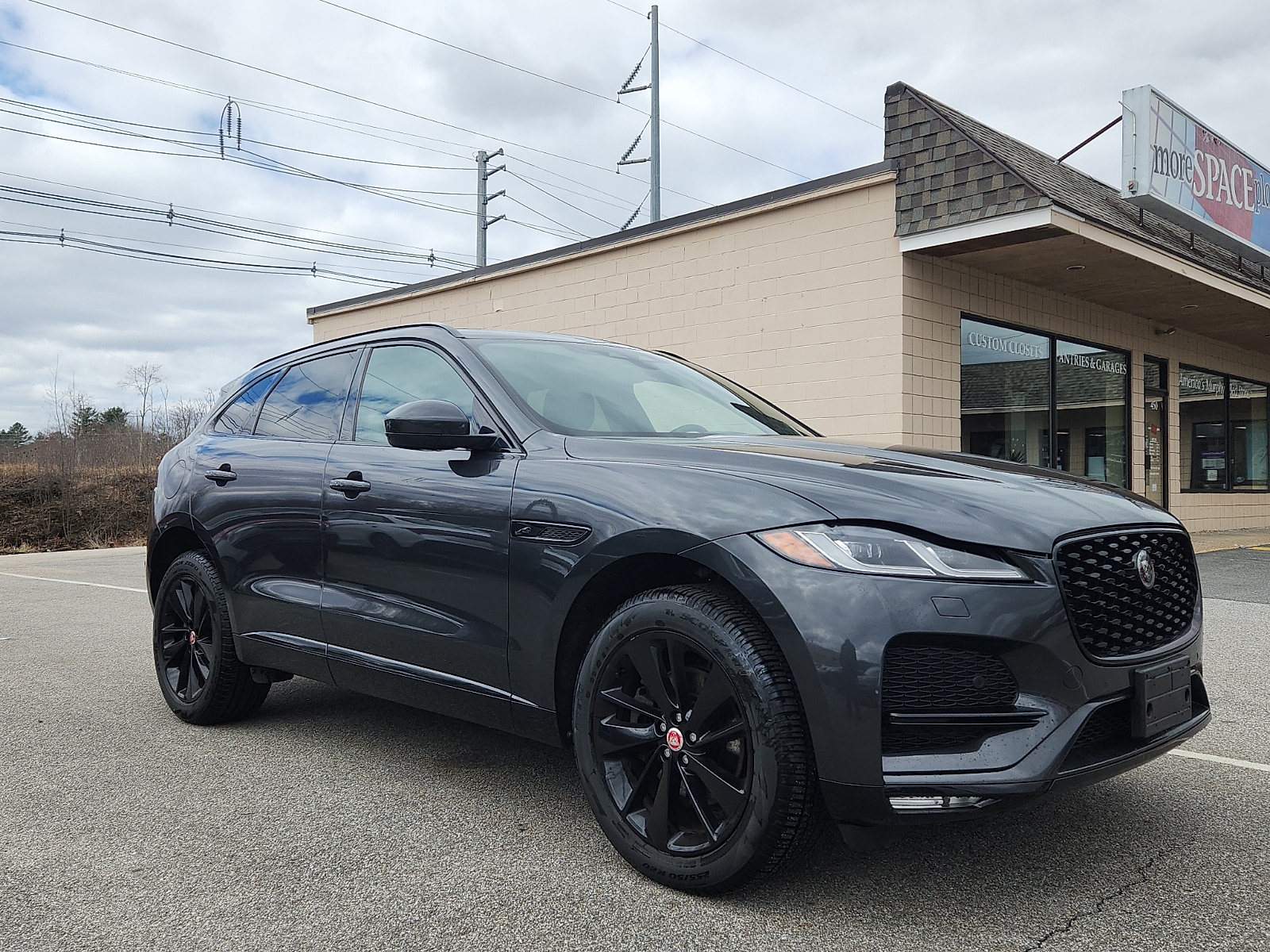 2023 Jaguar F-PACE P250 S's photo