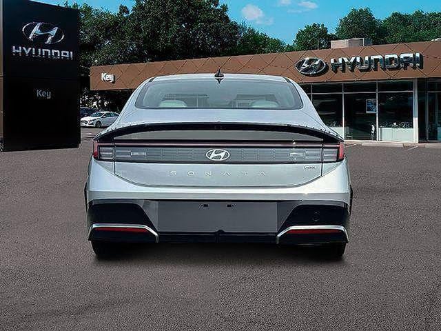 2025 Hyundai Sonata Hybrid Limited - Photo 8