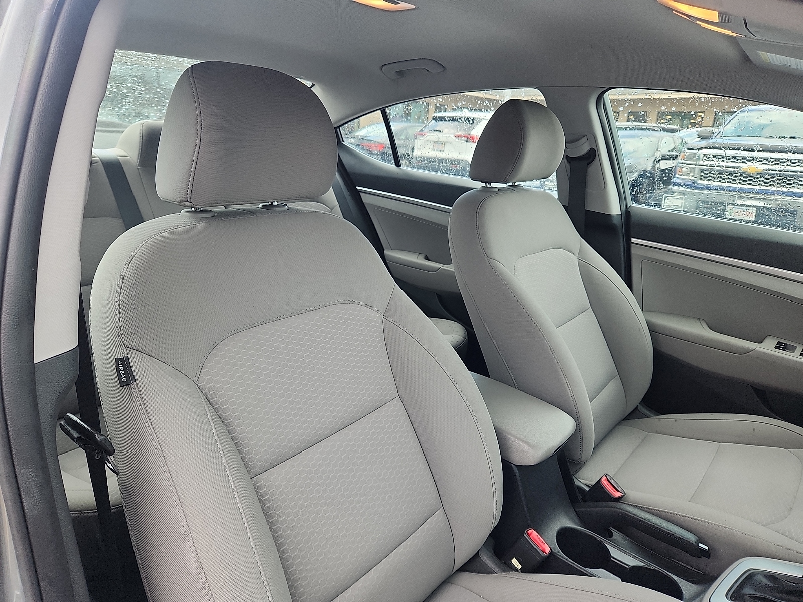 2019 Hyundai Elantra SE - Photo 32