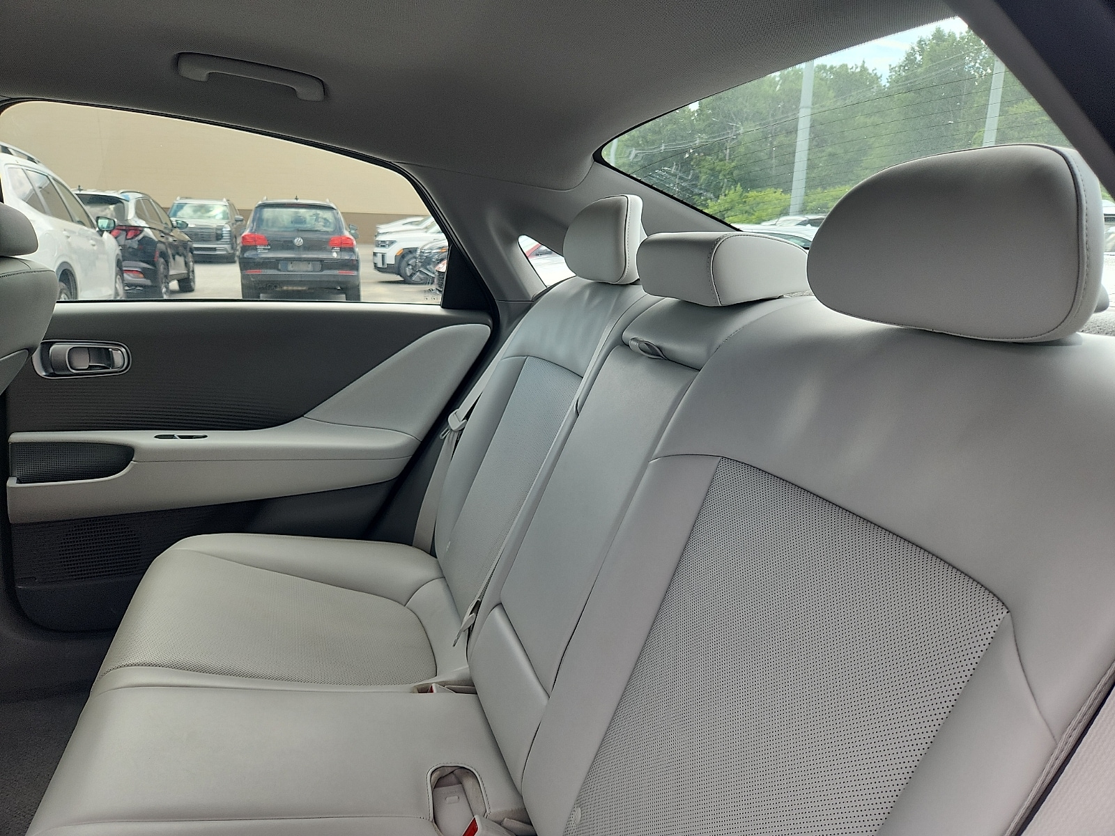 2024 Hyundai IONIQ 6 SEL - Photo 25