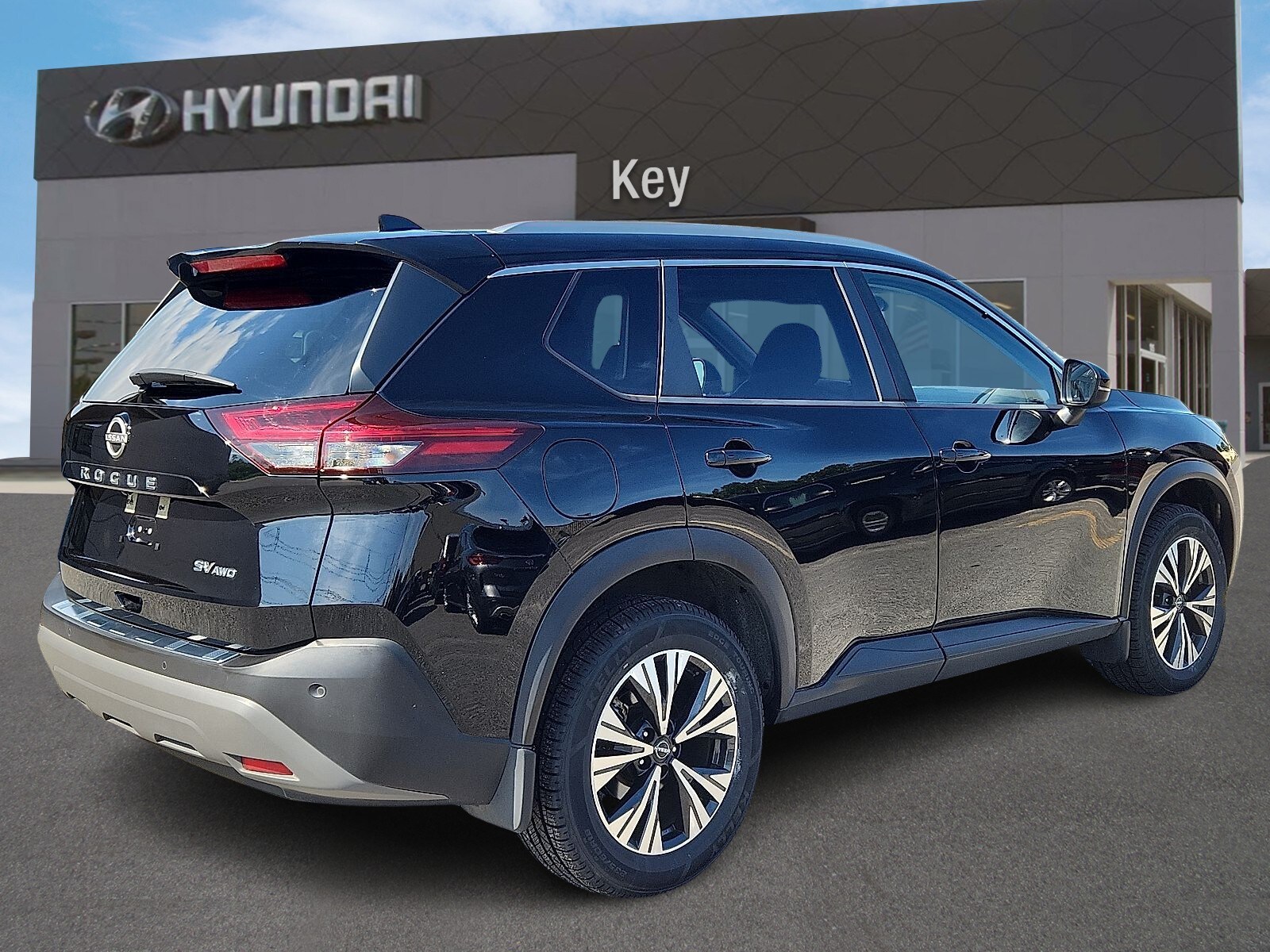 2022 Nissan Rogue SV photo 3