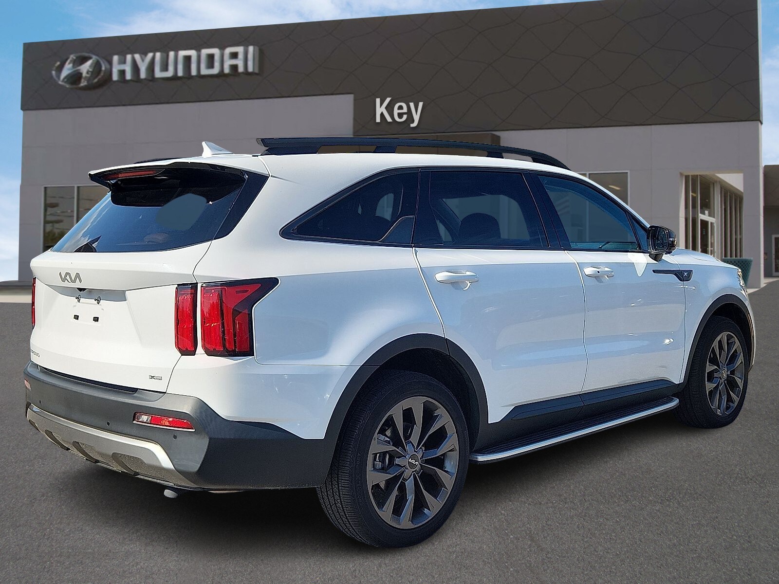 2023 Kia Sorento X-Line SX Prestige photo 2