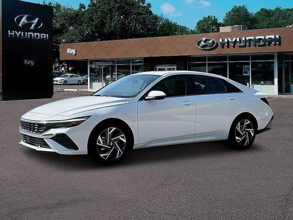 New 2025 Hyundai Elantra Hybrid Limited Sedan