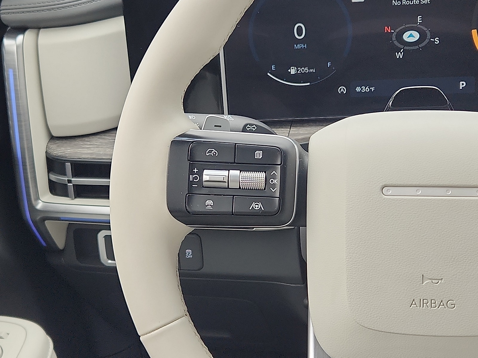 2025 Hyundai Santa Fe Limited - Photo 15