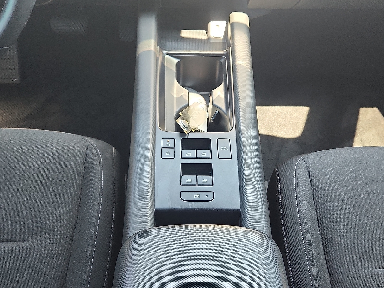 2025 Hyundai IONIQ 6 SE - Photo 18