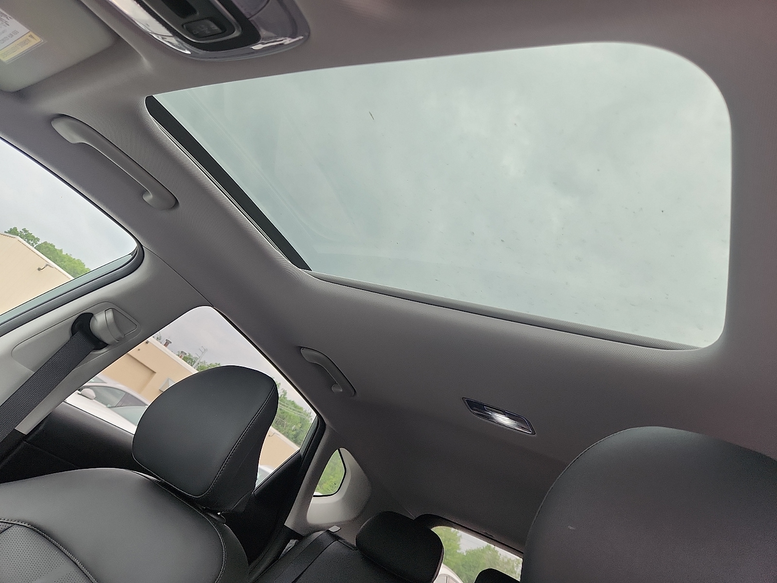 2024 Hyundai Kona Limited - Photo 22