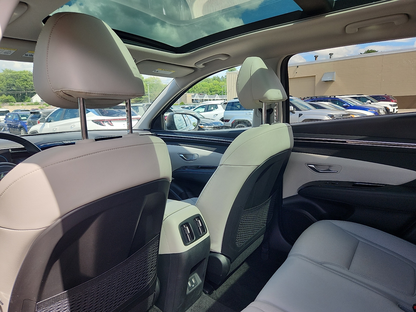 2024 Hyundai Tucson Limited - Photo 25