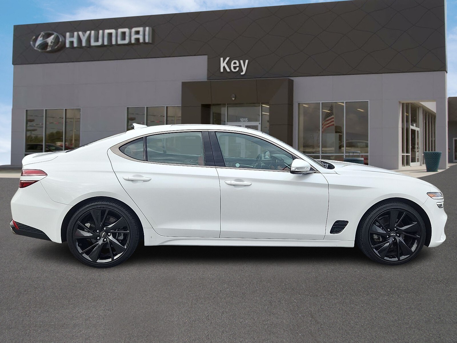 2023 Genesis G70 2.0T Sport Prestige photo 2