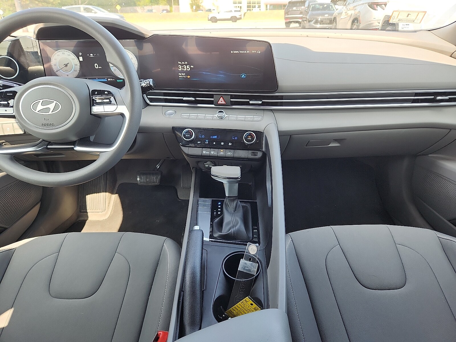 2024 Hyundai Elantra SEL - Photo 9