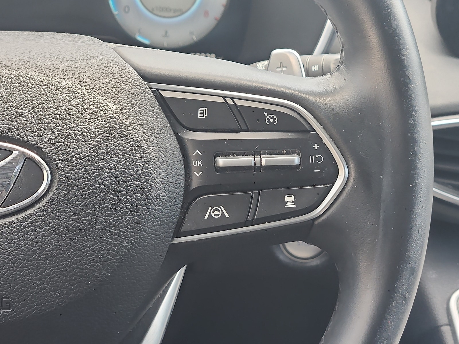 2022 Hyundai Santa Fe SEL - Photo 16