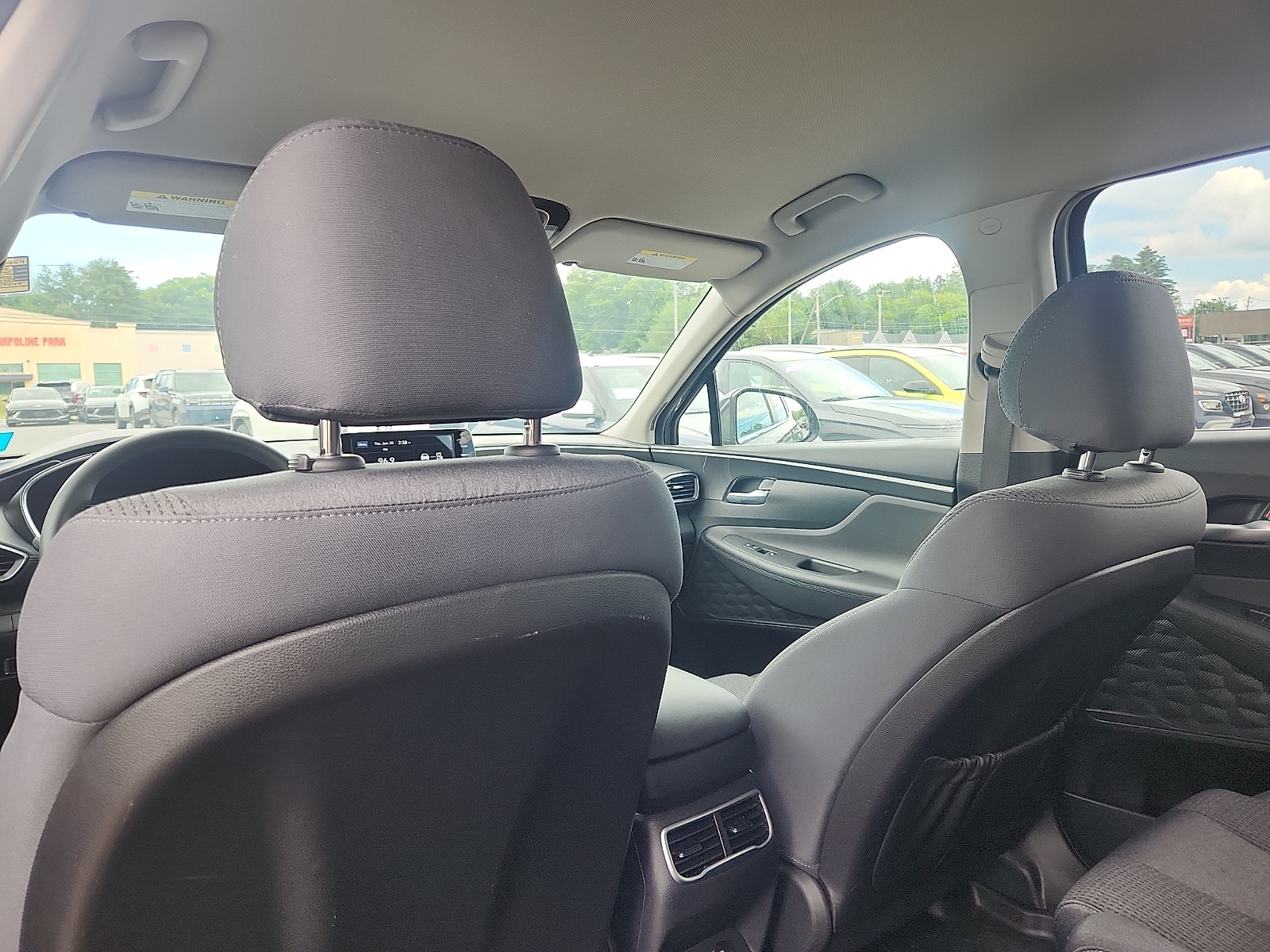 2023 Hyundai Santa Fe SE - Photo 24