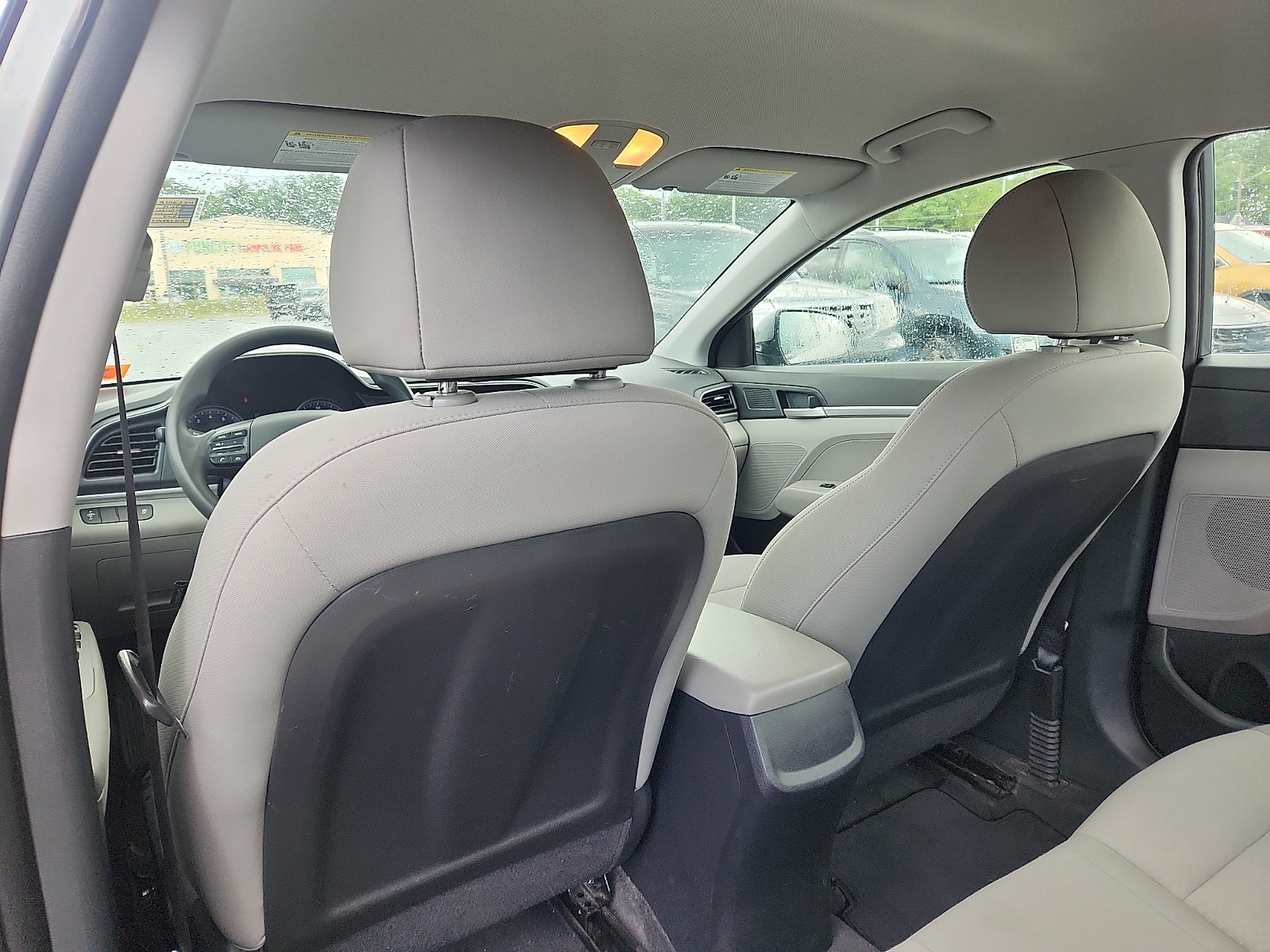 2019 Hyundai Elantra SE - Photo 24