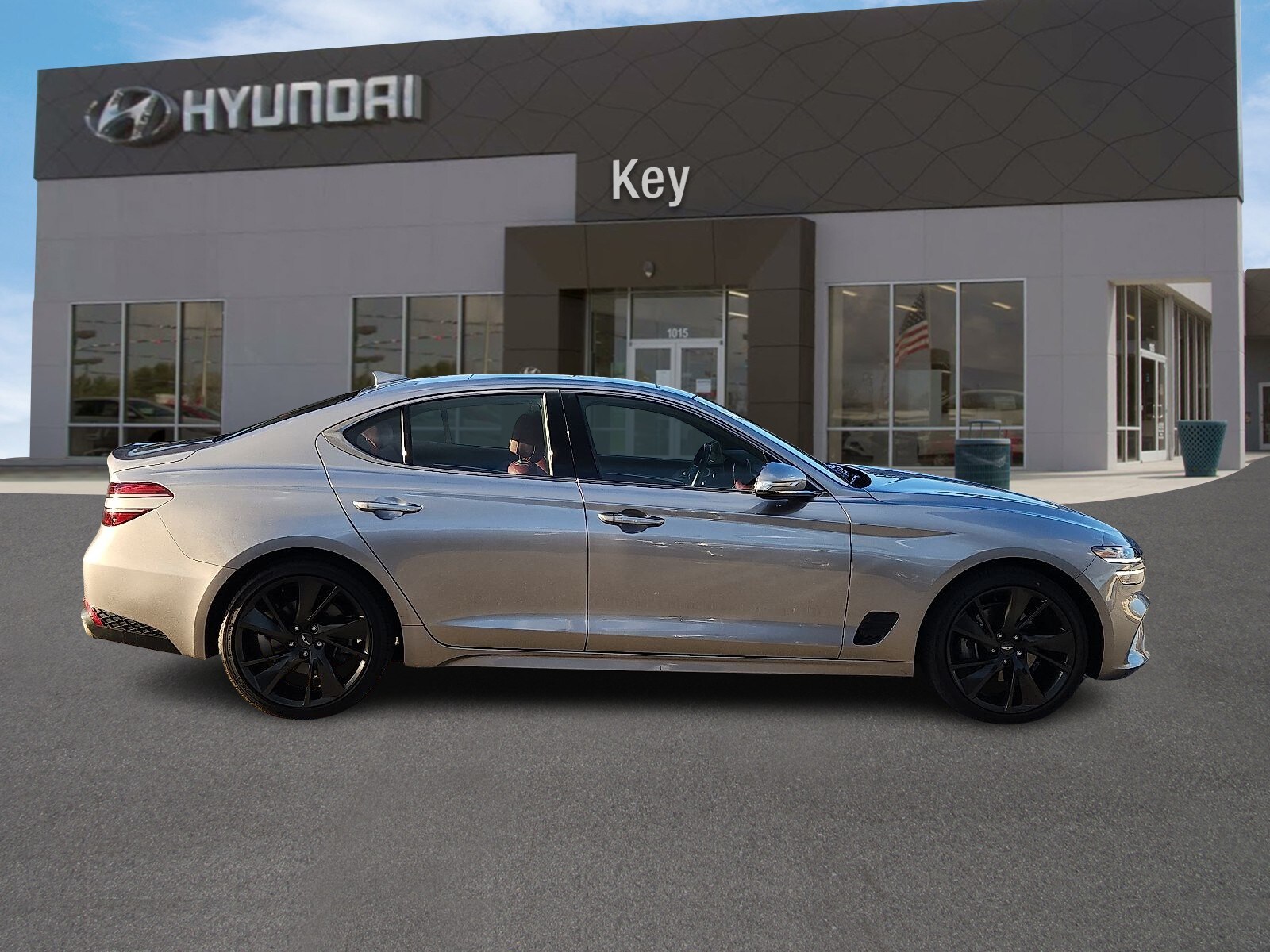 2023 Genesis G70 2.0T Sport Prestige photo 2