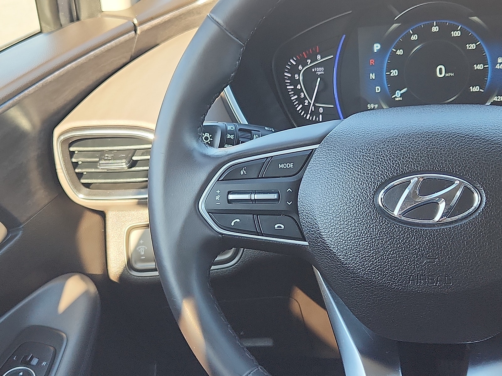 2020 Hyundai Santa Fe SEL - Photo 15