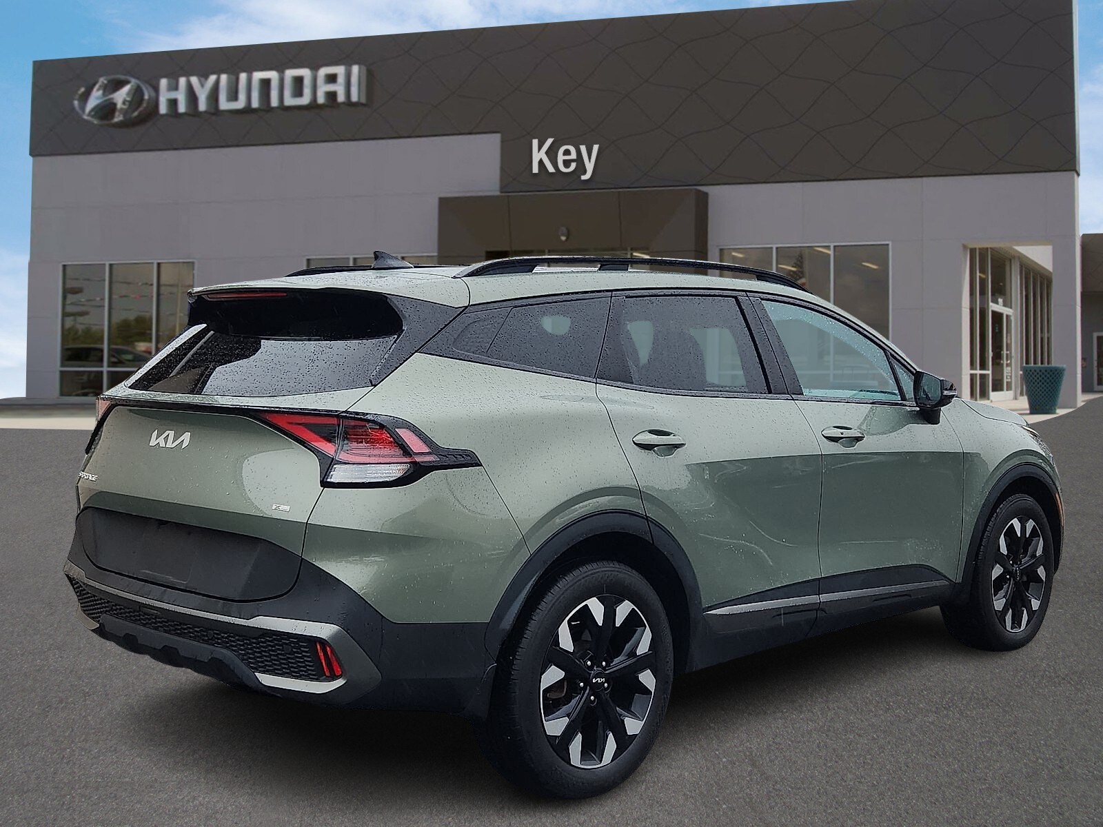 2024 Kia Sportage X-Line photo 3