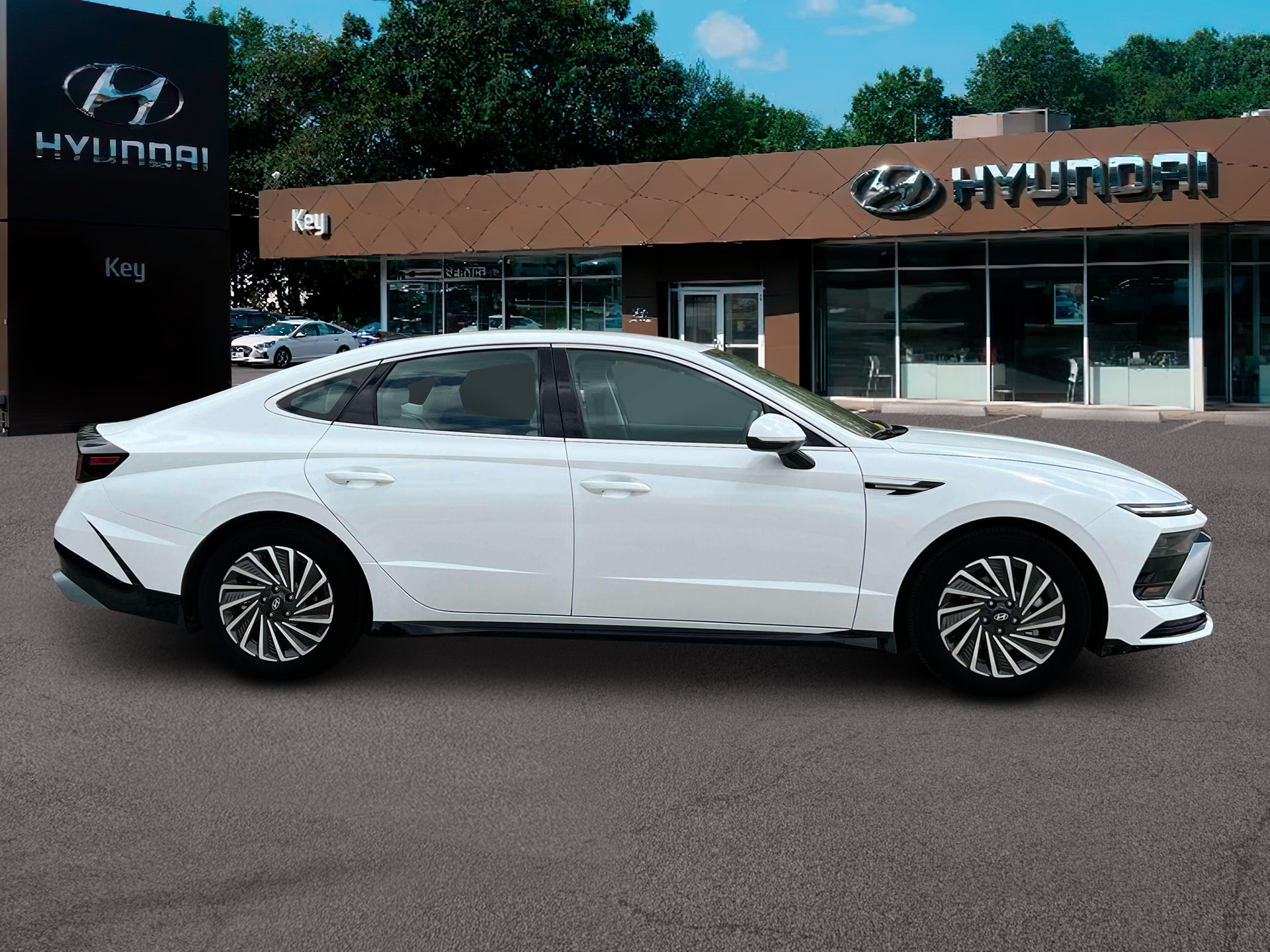 2025 Hyundai Sonata Hybrid SEL - Photo 9