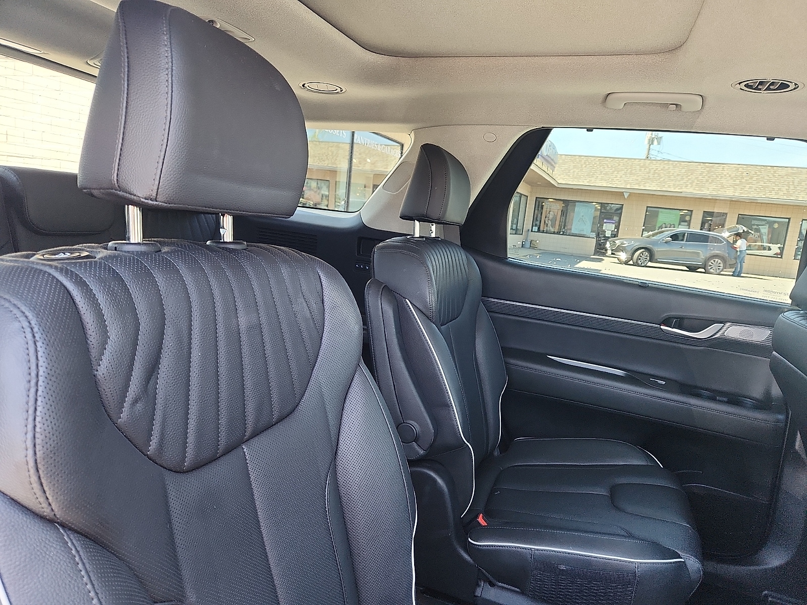 2024 Hyundai Palisade Limited - Photo 31