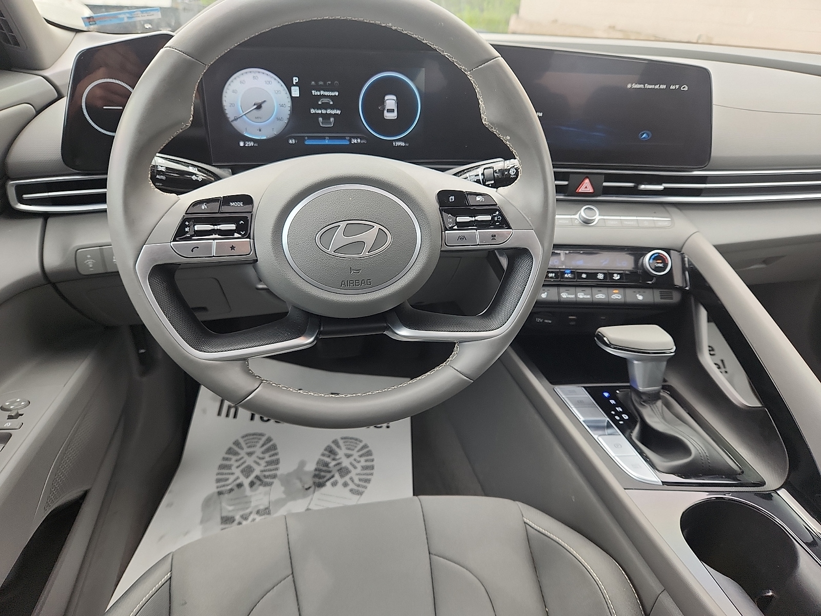 2024 Hyundai Elantra SEL - Photo 10