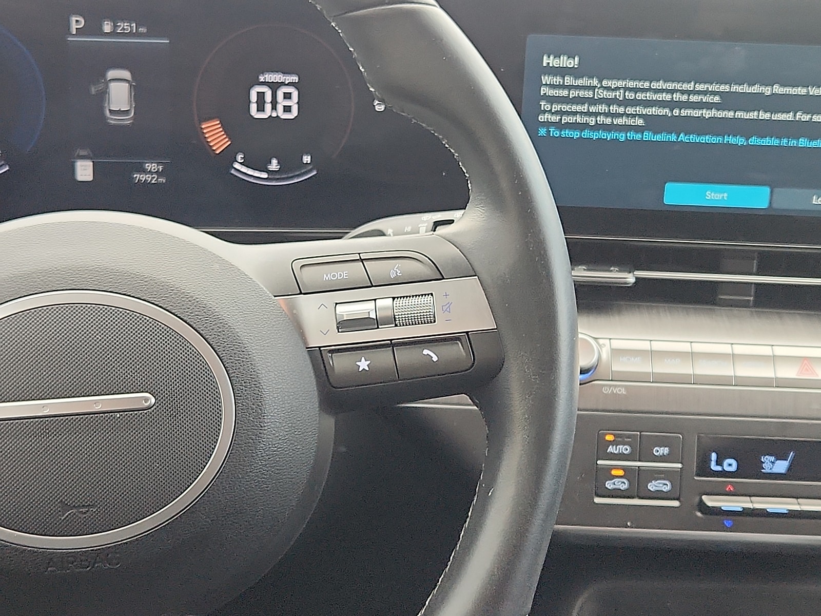 2024 Hyundai Kona SEL - Photo 16