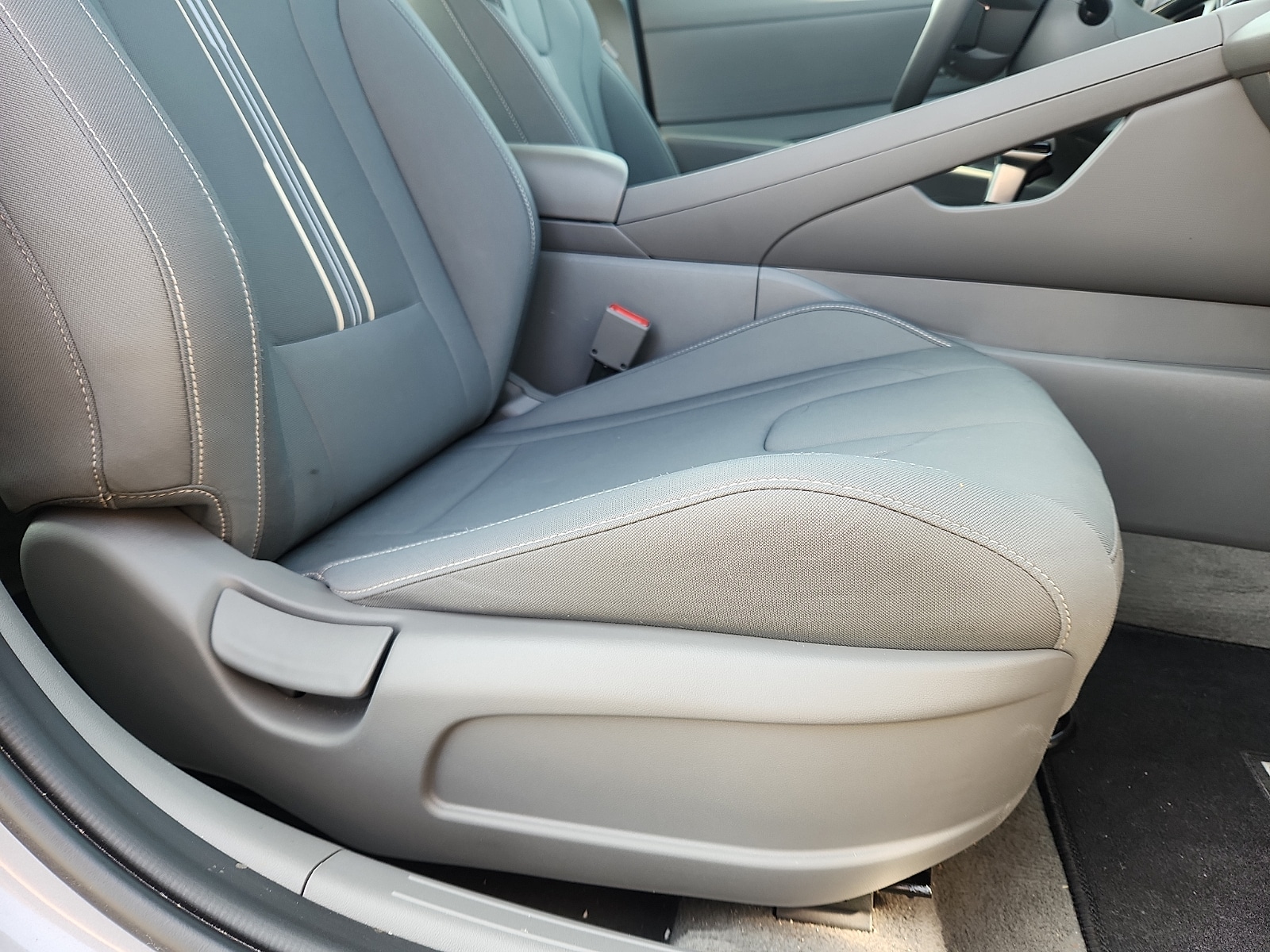 2024 Hyundai Elantra SEL - Photo 33