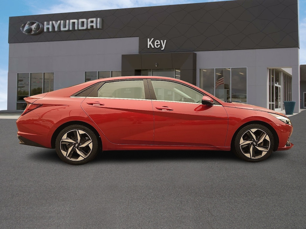 Used 2023 Hyundai Elantra Limited Sedan
